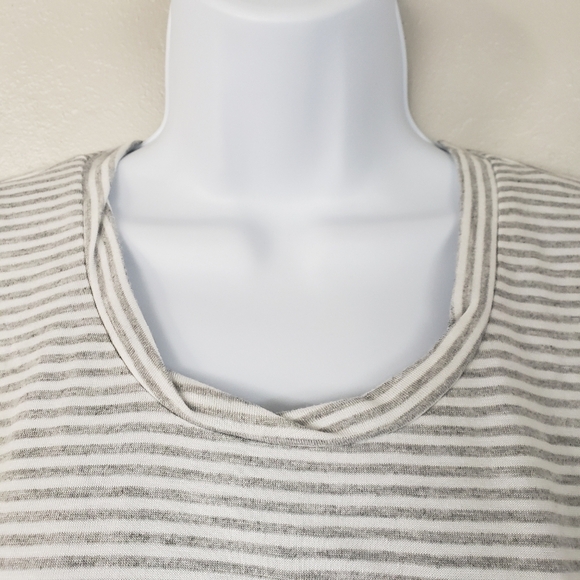 Grey White Striped Short Sleeve Tunic Top Explore - Picture 5 of 7